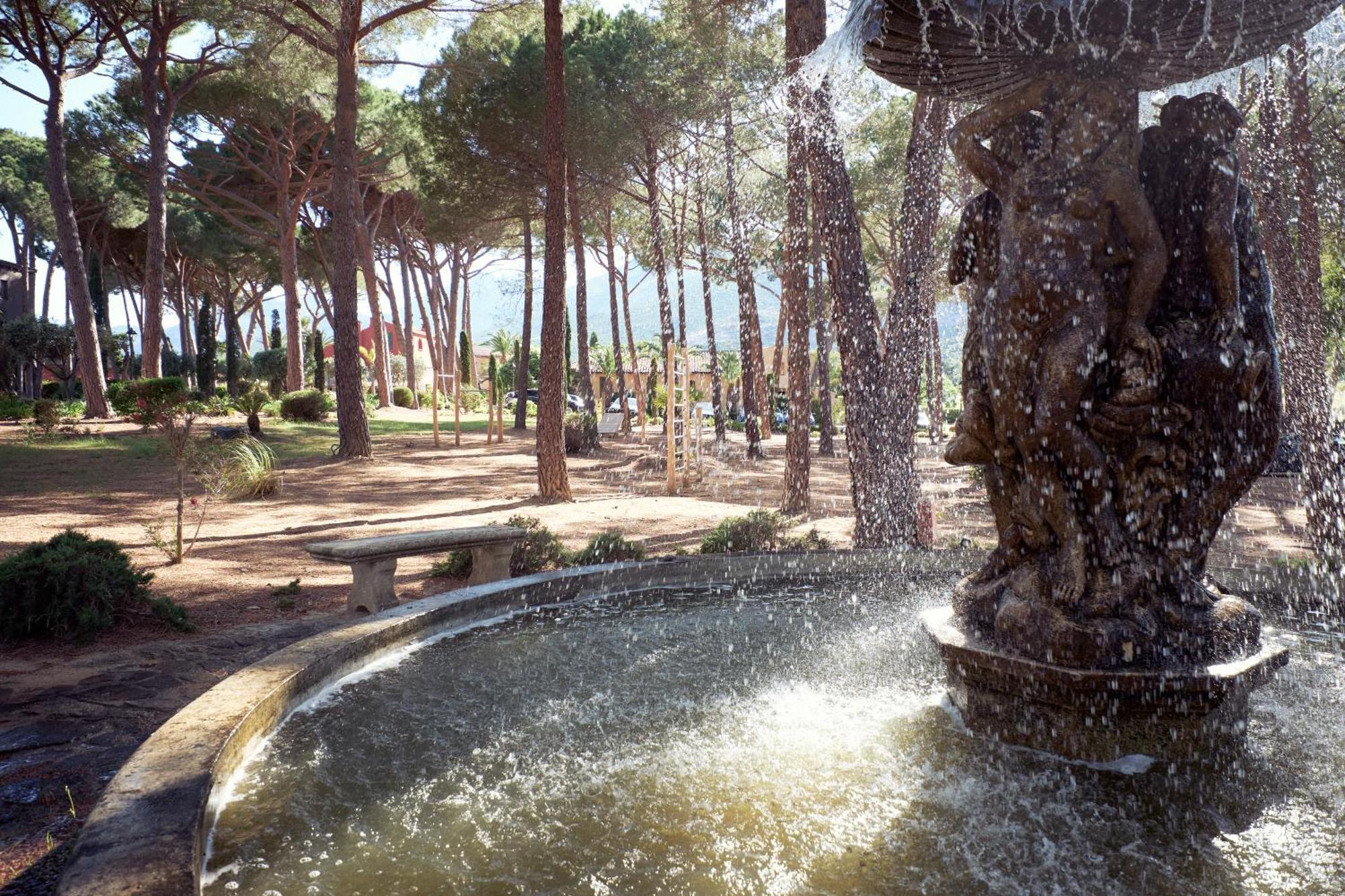 La Signoria Hotell Calvi  Exteriör bild